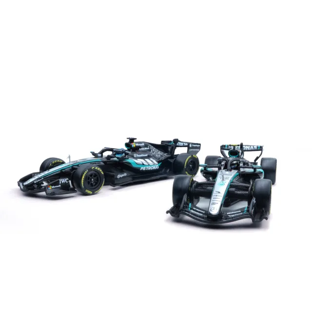 1:43 Mercedes AMG F1 W17 E 精裝版模型車 (附底座+防塵盒+駕駛座有車手)