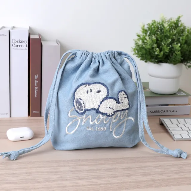 【Norns】Peanuts Snoopy Oversize 牛仔風束口袋(史努比 毛巾繡收納袋)