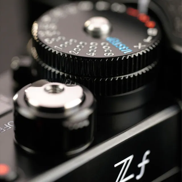 【Nikon 尼康】ZF KIT 附 Z 24-105mm F4-7.1 旅遊鏡組 黑色 (公司貨) 全片幅無反微單眼相機