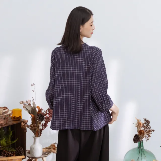 【MOSS CLUB】格子布花小V領八分袖上衣 藍 桔(魅力商品)
