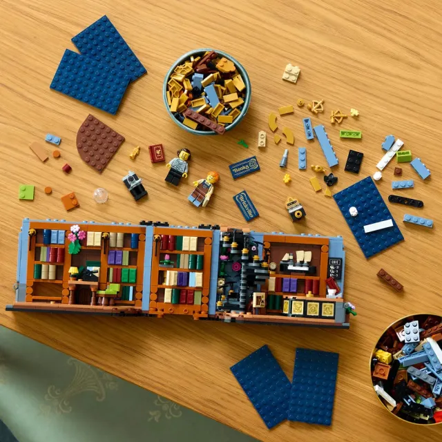 【LEGO 樂高】11379 書店：書擋擺飾 擺飾 書櫃 裝飾 積木 玩具