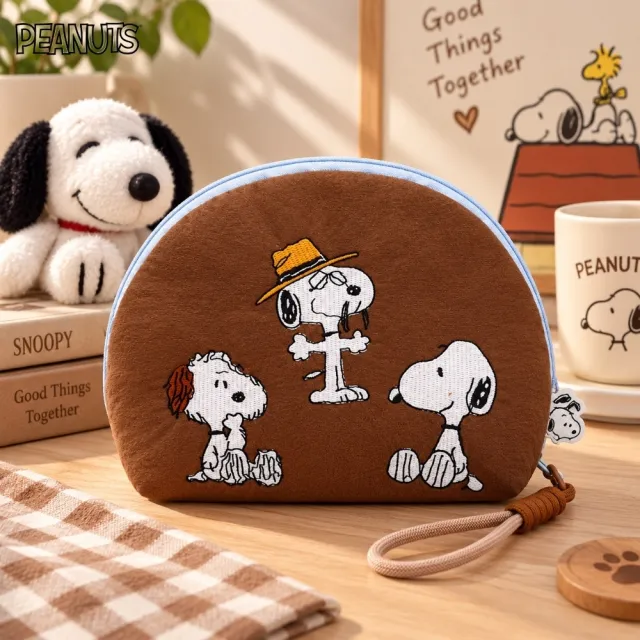 【PEANUTS】雙11 正版授權SNOOPY史努比刺繡貝殼包化妝包收納包(閨蜜朋友女兒兒子送禮聖誕生日交換禮物)