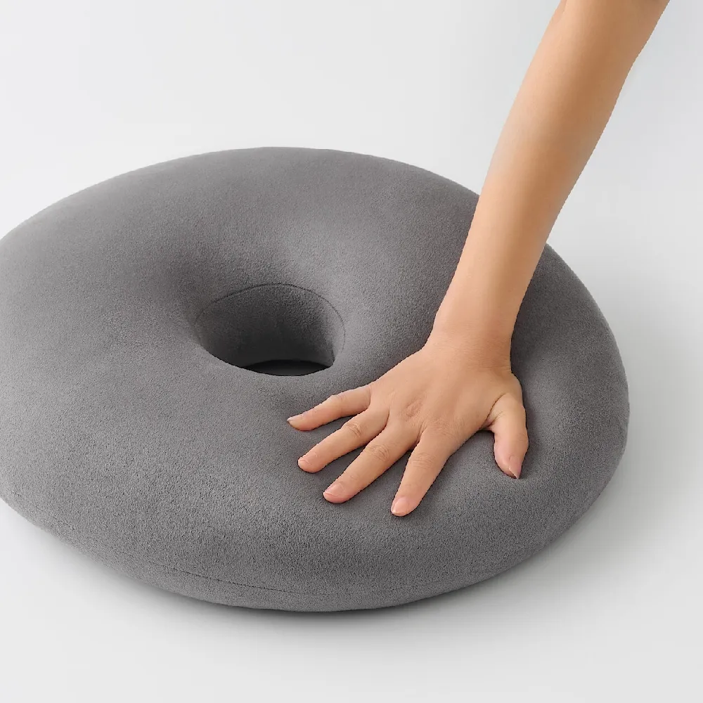 【MUJI 無印良品】甜甜圈抱枕 寬45x長45x寬度/厚度20 cm(共3色)