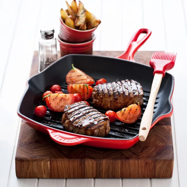 【Le Creuset】耐熱矽膠B油刷(櫻桃紅)