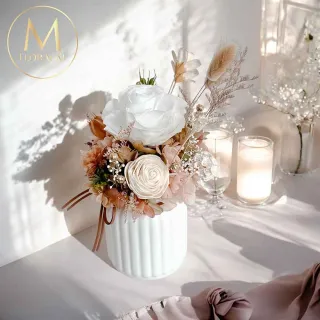 【Floral M】法式復古玫瑰花園永生花禮贈香氛油(乾燥花/永生花/情人節花禮/生日禮物/開幕花禮/居家擺飾)