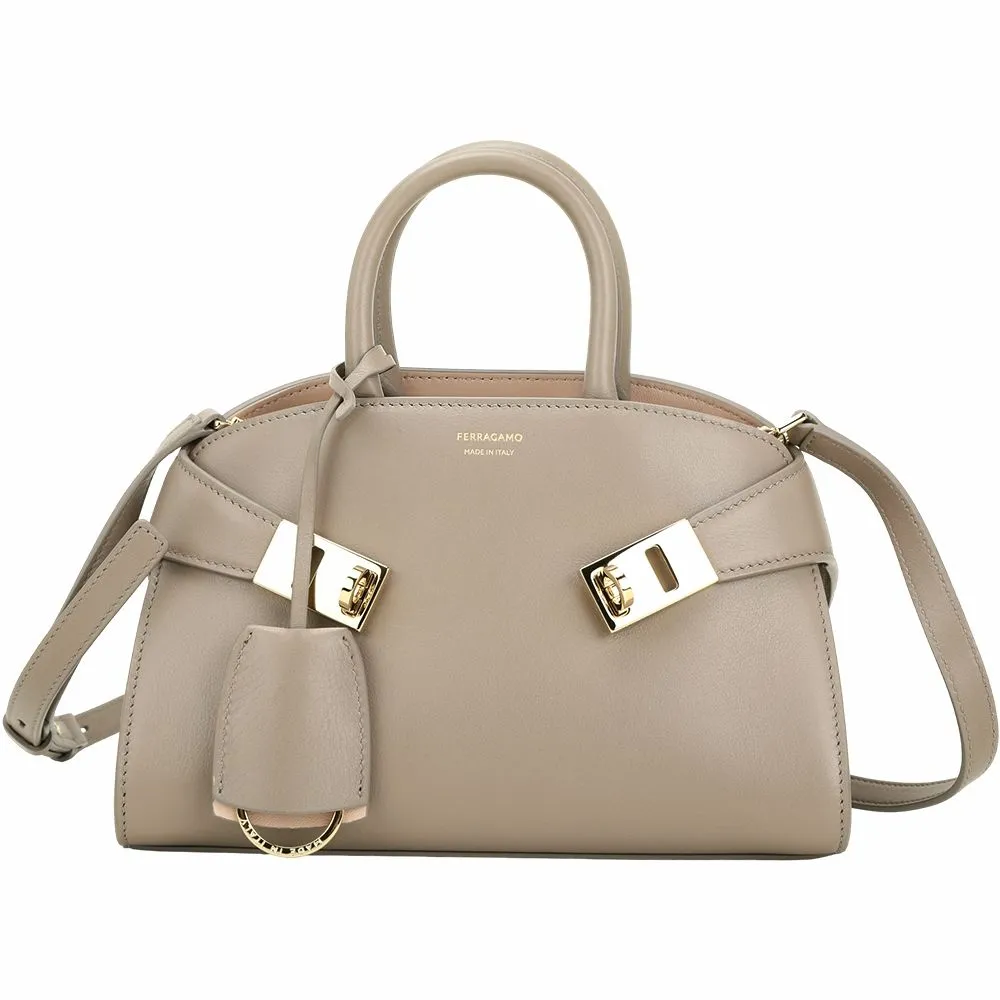 【Salvatore Ferragamo】HUG 馬蹄金釦帶牛皮手提/斜背托特包(XS/灰粉色 波士頓包 保齡球包 兩用)