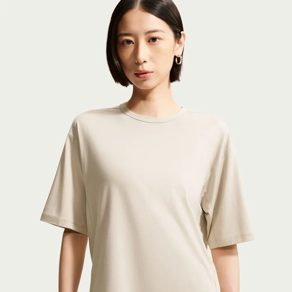【NIKE 耐吉】短袖上衣 女 T恤 排汗 AS W NK DF 24.7 IS LGT SS TOP 米 IQ9333-236