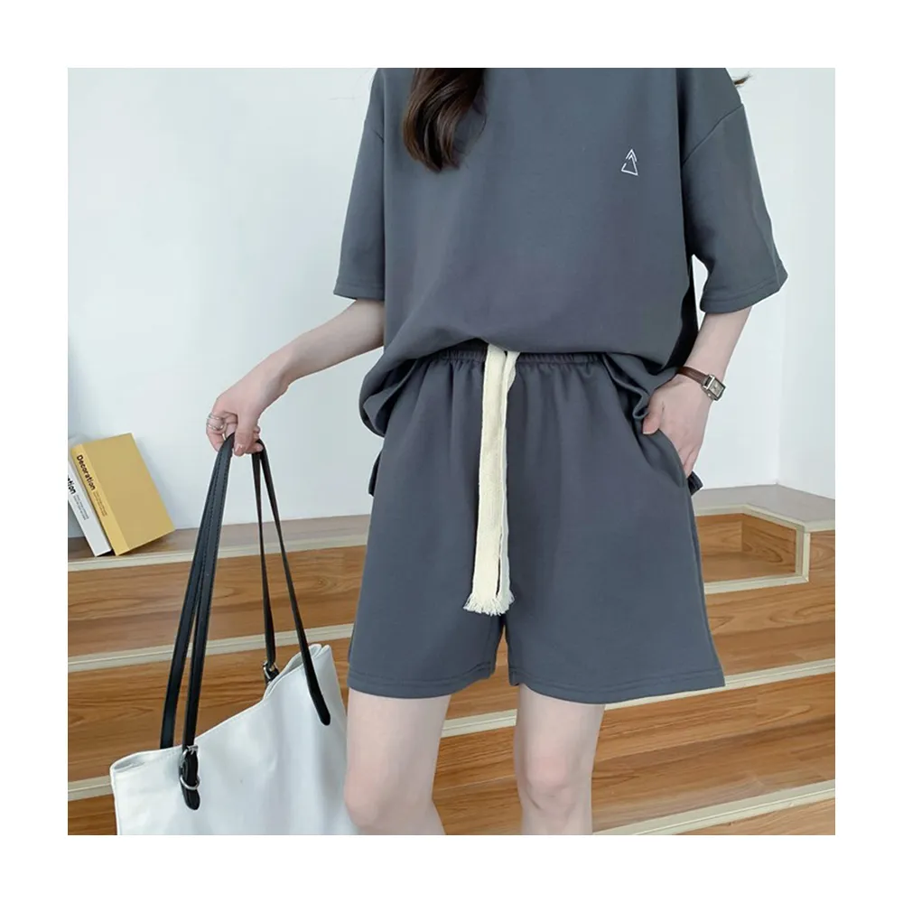 【HanVo】現貨 一套出遊☆小三角刺繡兩件休閒套裝(休閒舒適短袖短褲套裝 百搭韓系女裝 女生衣著 A08-5940)