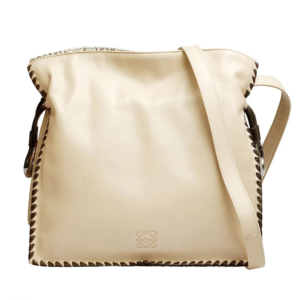 【LOEWE 羅威】FLAMENCO 30小羊皮編織飾邊蛇紋斜背束口包(展示品-米色380-38-H27-BEIGE)