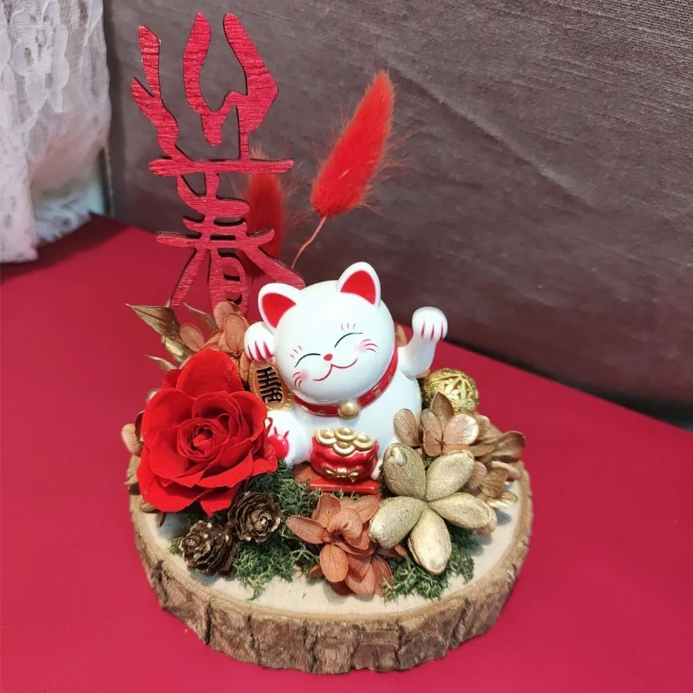 【OSTARA FLORIST 奧斯塔拉花藝】迎春太陽能招財貓永生花禮(永生玫瑰花、永生配材、新年、過年、招財)