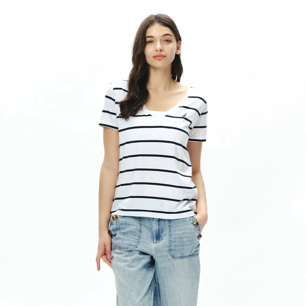 【NAUTICA】官方旗艦 女裝 細條紋V領短袖T恤(白色)