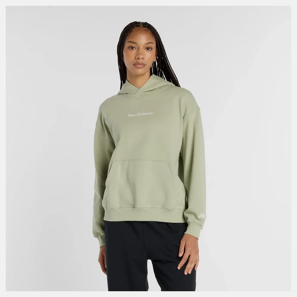 【NEW BALANCE】NB 草寫字連帽上衣 連帽上衣 帽T 運動 休閒 女 綠色(WT53906GAS-F)