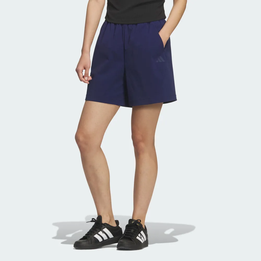 【adidas 愛迪達】運動短褲 女 KS5410