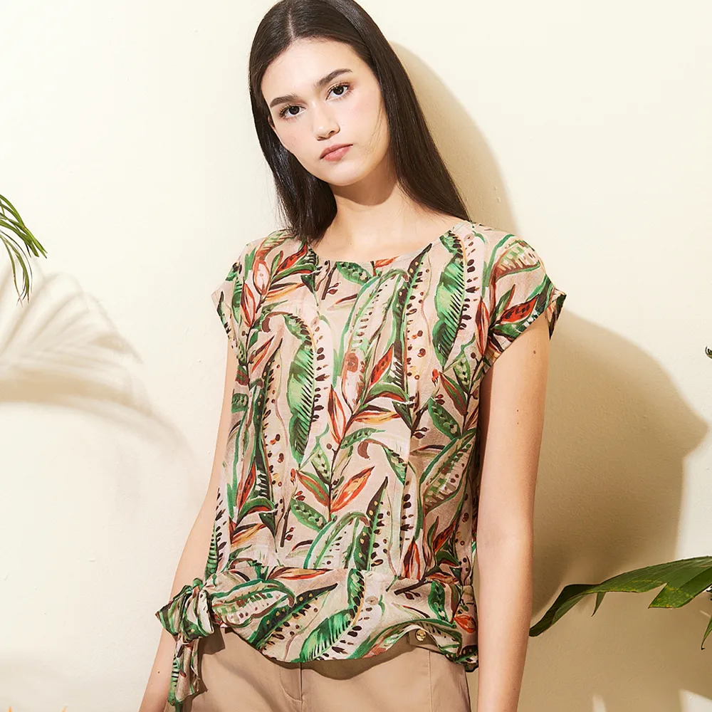 【TOWN’WEAR 棠葳】森林系印花綁結上衣(中大尺碼/女上衣/女上著/透膚/短袖/輕薄/印花)