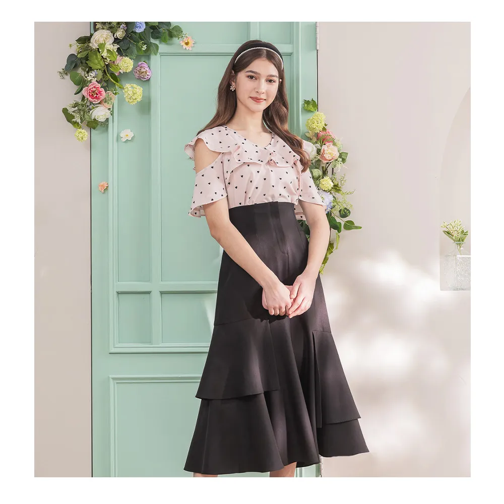 【Iris Girls 艾莉詩】都會時尚剪裁魚尾裙-黑色(51212)